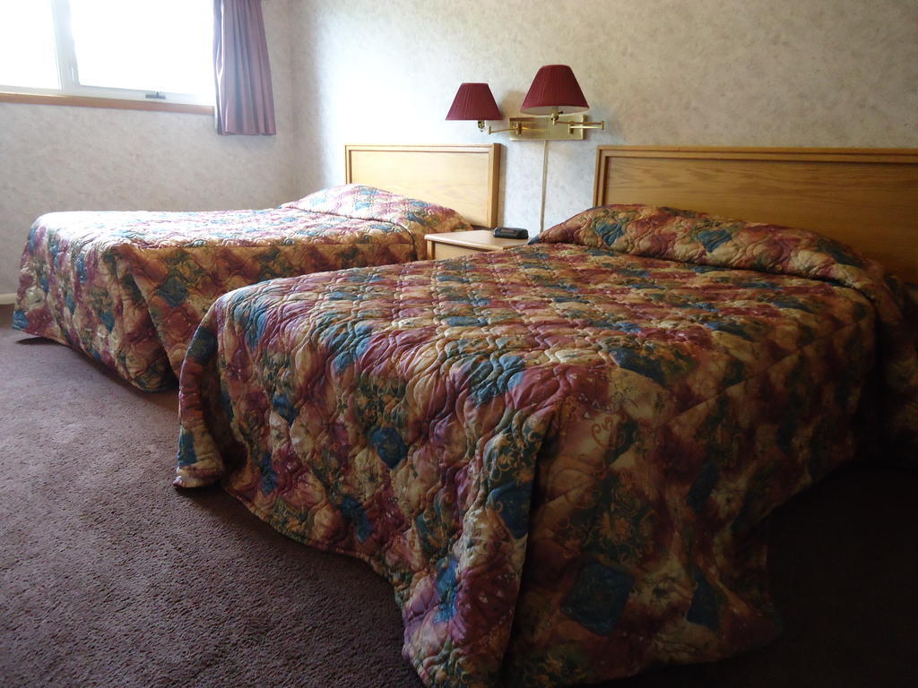 Lake-Vu Motel Kenora Zimmer foto